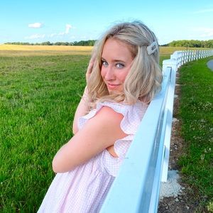 Meet your Posher, Madie